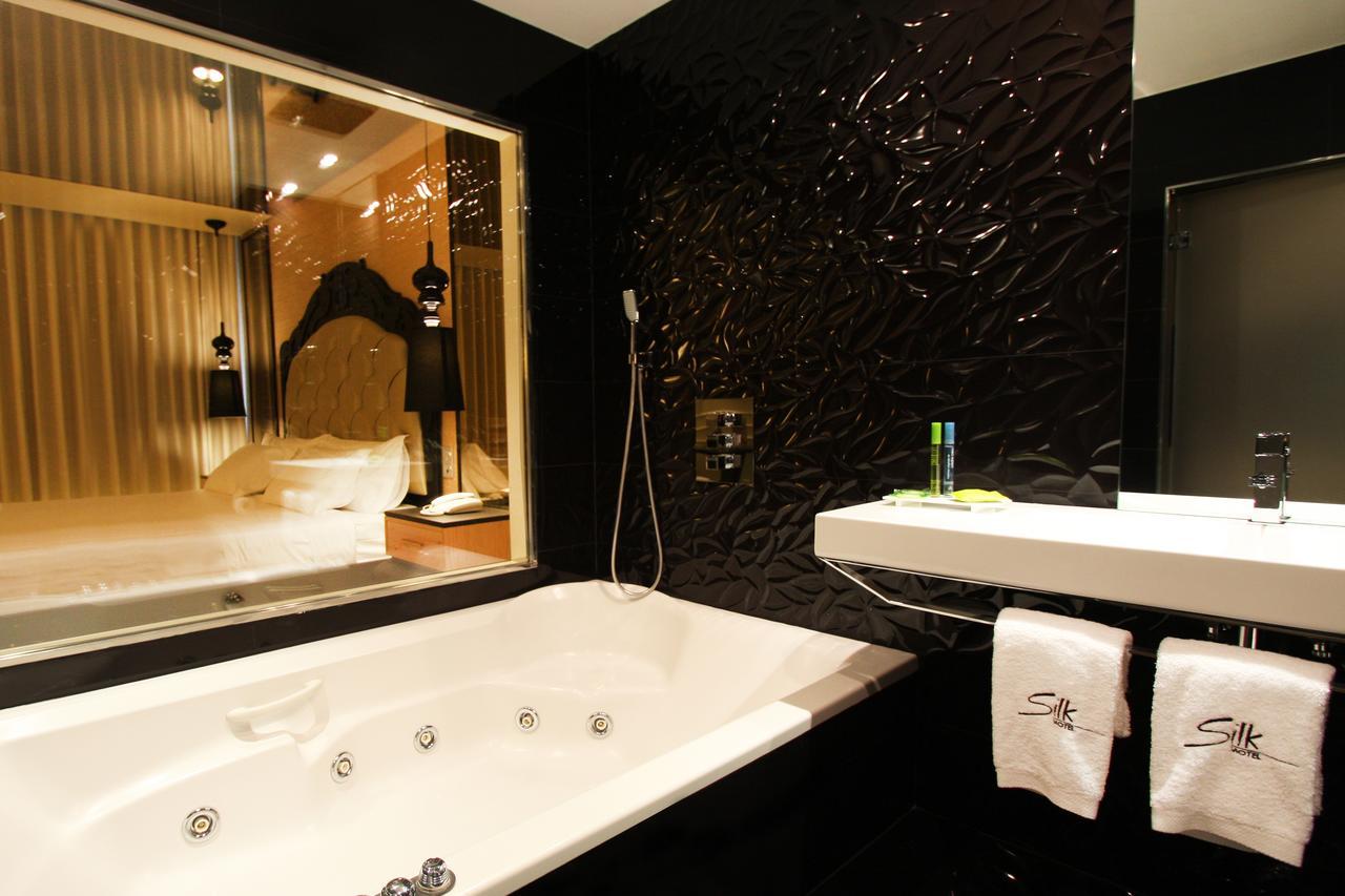 Silk Motel Pedroso ห้อง รูปภาพ